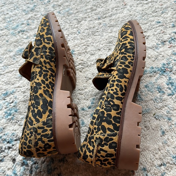 New Lucky Brand Tamio Loafer — Cheetah/Leopard Print Inca Gold Bow Size 9 - Picture 5 of 7